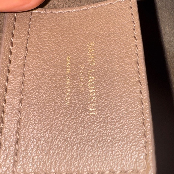 YSL/ Saint Laurent E/W leather tote - Picture 16 of 17